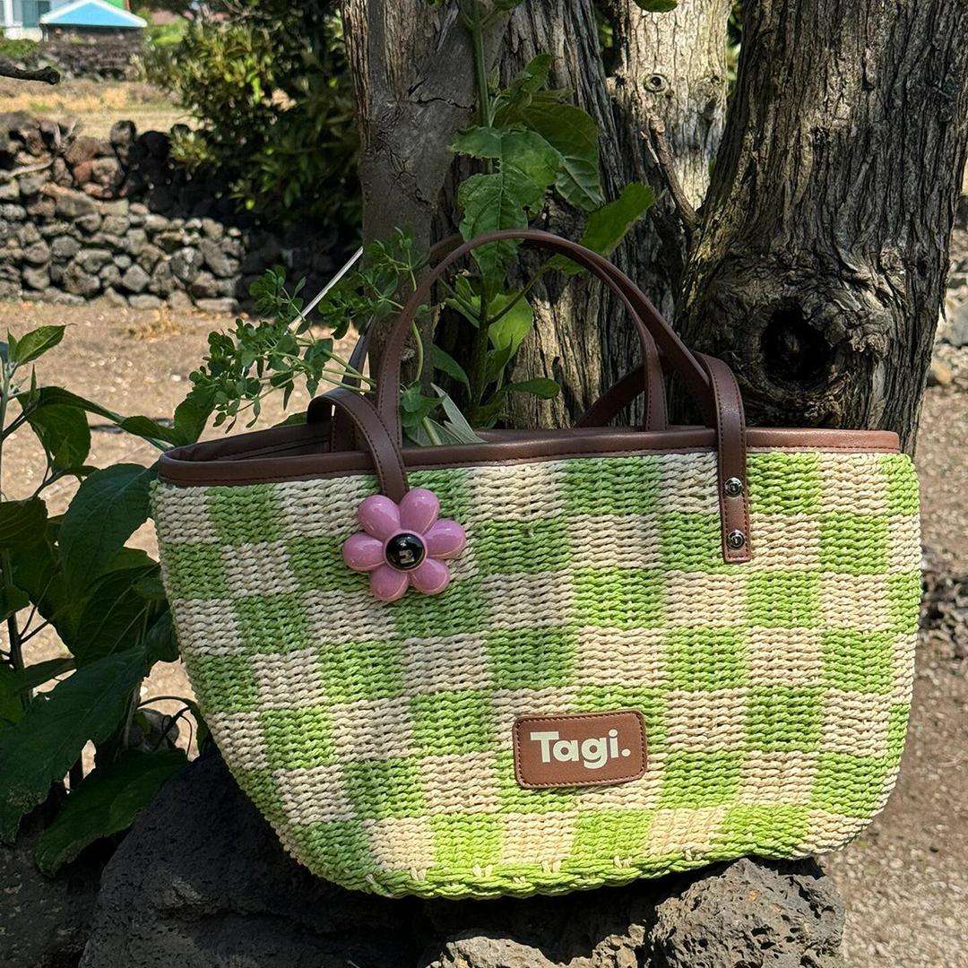 Tagi.blooming woven bag